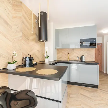 Laba Kolobrzeg Apartamenty Kasprowicza 20C Parking Basen Fitness Bawialnia W Cenie, Parkplatz Schwimmbad Fitness Spielzimmer Im Preis Exterior photo