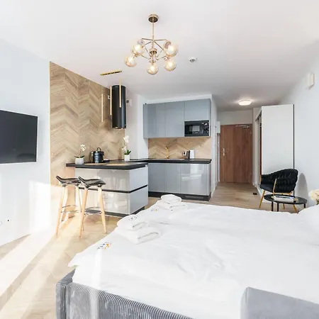 Laba Kolobrzeg Apartamenty Kasprowicza 20C Parking Basen Fitness Bawialnia W Cenie, Parkplatz Schwimmbad Fitness Spielzimmer Im Preis Exterior photo
