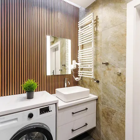 Laba Kolobrzeg Apartamenty Kasprowicza 20C Parking Basen Fitness Bawialnia W Cenie, Parkplatz Schwimmbad Fitness Spielzimmer Im Preis Exterior photo
