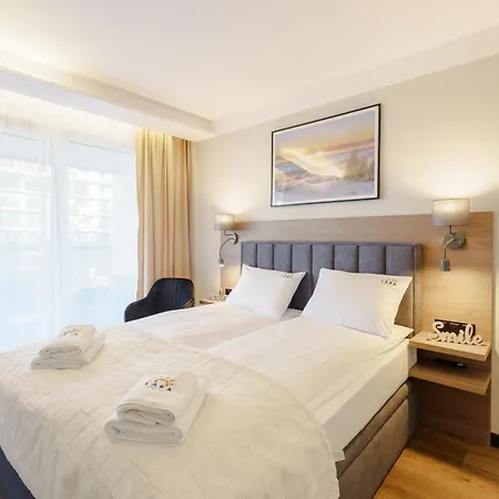Laba Kolobrzeg Apartamenty Kasprowicza 20C Parking Basen Fitness Bawialnia W Cenie, Parkplatz Schwimmbad Fitness Spielzimmer Im Preis Exterior photo