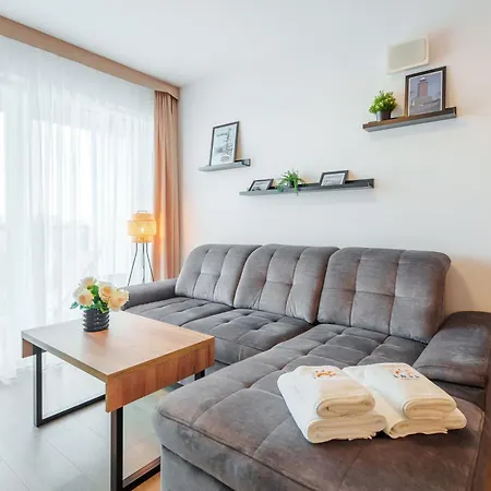 Laba Kolobrzeg Apartamenty Kasprowicza 20C Parking Basen Fitness Bawialnia W Cenie, Parkplatz Schwimmbad Fitness Spielzimmer Im Preis Exterior photo