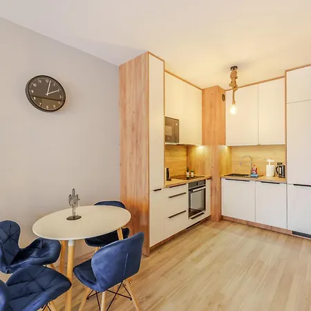 Laba Kolobrzeg Apartamenty Kasprowicza 20C Parking Basen Fitness Bawialnia W Cenie, Parkplatz Schwimmbad Fitness Spielzimmer Im Preis Exterior photo