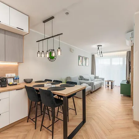 Laba Kolobrzeg Apartamenty Kasprowicza 20C Parking Basen Fitness Bawialnia W Cenie, Parkplatz Schwimmbad Fitness Spielzimmer Im Preis Exterior photo