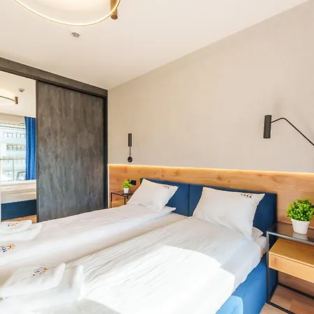 Laba Kolobrzeg Apartamenty Kasprowicza 20C Parking Basen Fitness Bawialnia W Cenie, Parkplatz Schwimmbad Fitness Spielzimmer Im Preis Exterior photo