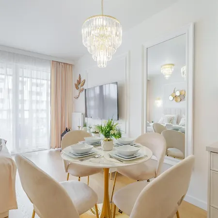 Laba Kolobrzeg Apartamenty Kasprowicza 20C Parking Basen Fitness Bawialnia W Cenie, Parkplatz Schwimmbad Fitness Spielzimmer Im Preis Exterior photo