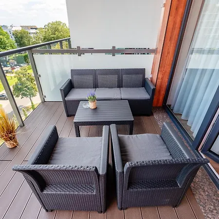 Laba Kolobrzeg Apartamenty Kasprowicza 20C Parking Basen Fitness Bawialnia W Cenie, Parkplatz Schwimmbad Fitness Spielzimmer Im Preis Exterior photo