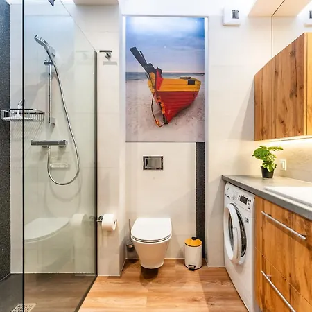 Laba Kolobrzeg Apartamenty Kasprowicza 20C Parking Basen Fitness Bawialnia W Cenie, Parkplatz Schwimmbad Fitness Spielzimmer Im Preis Exterior photo