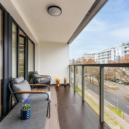 Laba Kolobrzeg Apartamenty Kasprowicza 20C Parking Basen Fitness Bawialnia W Cenie, Parkplatz Schwimmbad Fitness Spielzimmer Im Preis Exterior photo