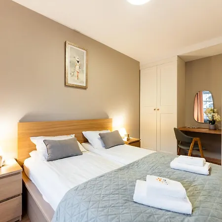 Laba Kolobrzeg Apartamenty Kasprowicza 20C Parking Basen Fitness Bawialnia W Cenie, Parkplatz Schwimmbad Fitness Spielzimmer Im Preis Exterior photo