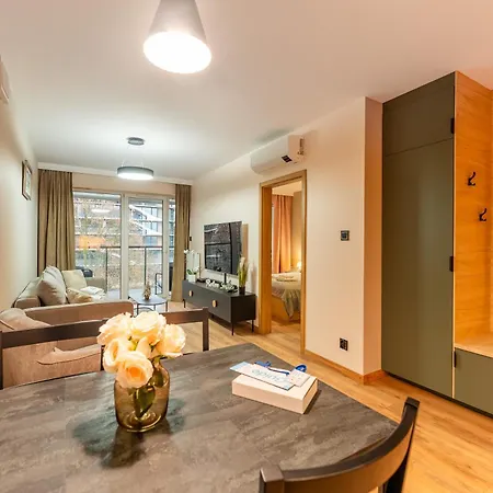 Laba Kolobrzeg Apartamenty Kasprowicza 20C Parking Basen Fitness Bawialnia W Cenie, Parkplatz Schwimmbad Fitness Spielzimmer Im Preis Exterior photo