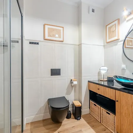 Laba Kolobrzeg Apartamenty Kasprowicza 20C Parking Basen Fitness Bawialnia W Cenie, Parkplatz Schwimmbad Fitness Spielzimmer Im Preis Exterior photo