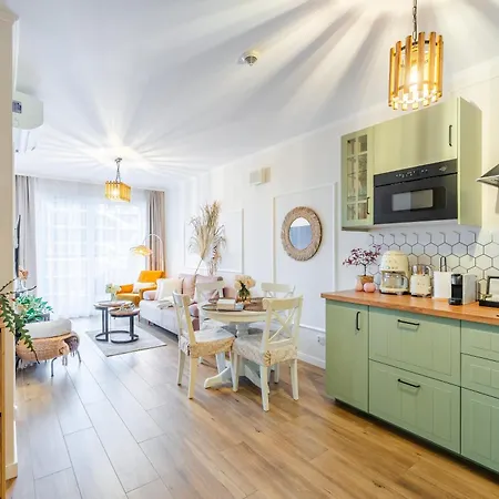 Laba Kolobrzeg Apartamenty Kasprowicza 20C Parking Basen Fitness Bawialnia W Cenie, Parkplatz Schwimmbad Fitness Spielzimmer Im Preis Exterior photo