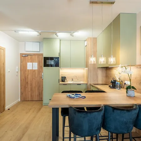Laba Kolobrzeg Apartamenty Kasprowicza 20C Parking Basen Fitness Bawialnia W Cenie, Parkplatz Schwimmbad Fitness Spielzimmer Im Preis Exterior photo