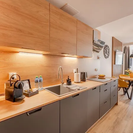 Laba Kolobrzeg Apartamenty Kasprowicza 20C Parking Basen Fitness Bawialnia W Cenie, Parkplatz Schwimmbad Fitness Spielzimmer Im Preis Exterior photo