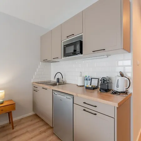 Laba Kolobrzeg Apartamenty Kasprowicza 20C Parking Basen Fitness Bawialnia W Cenie, Parkplatz Schwimmbad Fitness Spielzimmer Im Preis Exterior photo