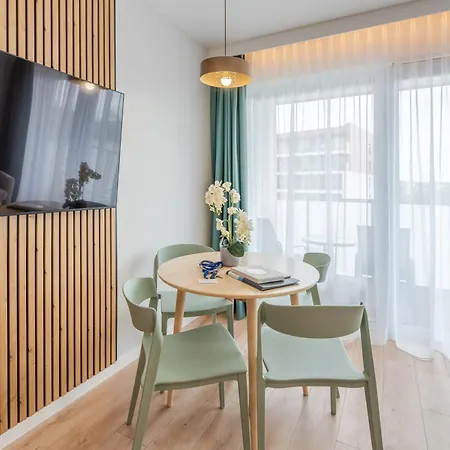 Laba Kolobrzeg Apartamenty Kasprowicza 20C Parking Basen Fitness Bawialnia W Cenie, Parkplatz Schwimmbad Fitness Spielzimmer Im Preis Exterior photo