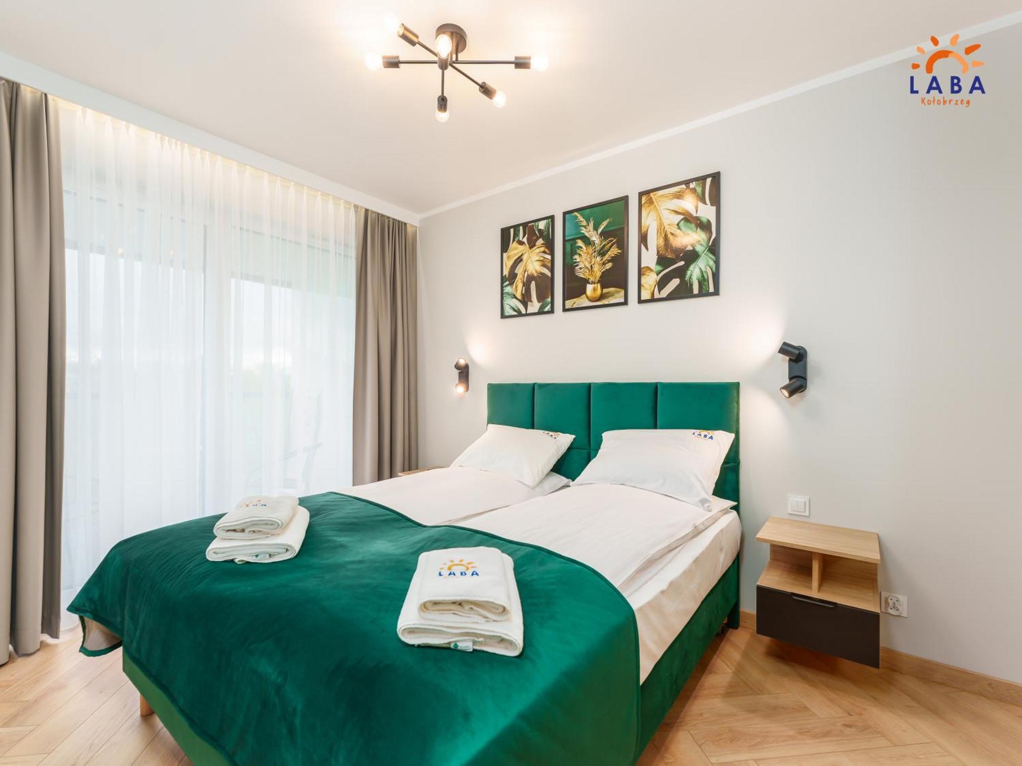 Laba Kasprowicza 20c Parking Basen Fitness Bawialnia W Cenie, Parkplatz Schwimmbad Fitness Spielzimmer Im Preis Kołobrzeg